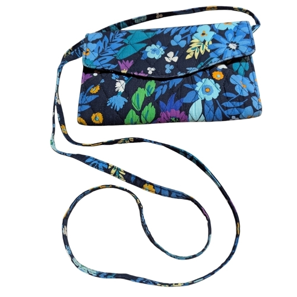 Vera Bradley Blue Floral Crossbody Trifold Clutch Preppy Classic